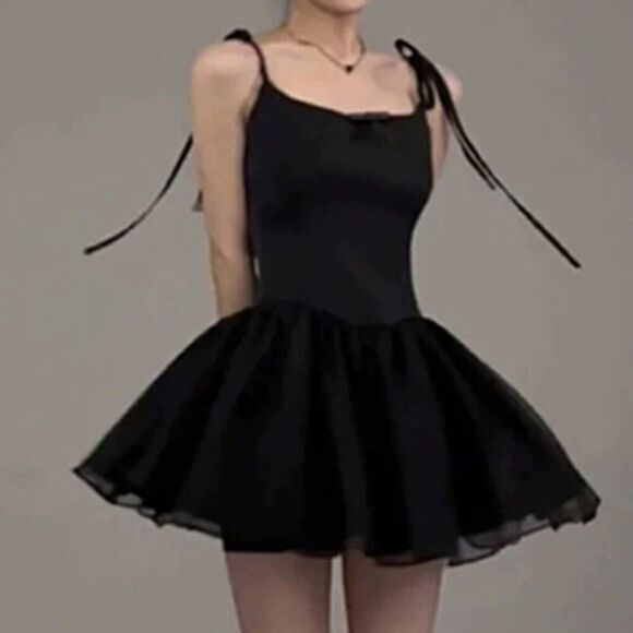 Women Balletcore Spaghetti Strap Party Going Out Mini Dress in Black Size Medium - Picture 1 of 13
